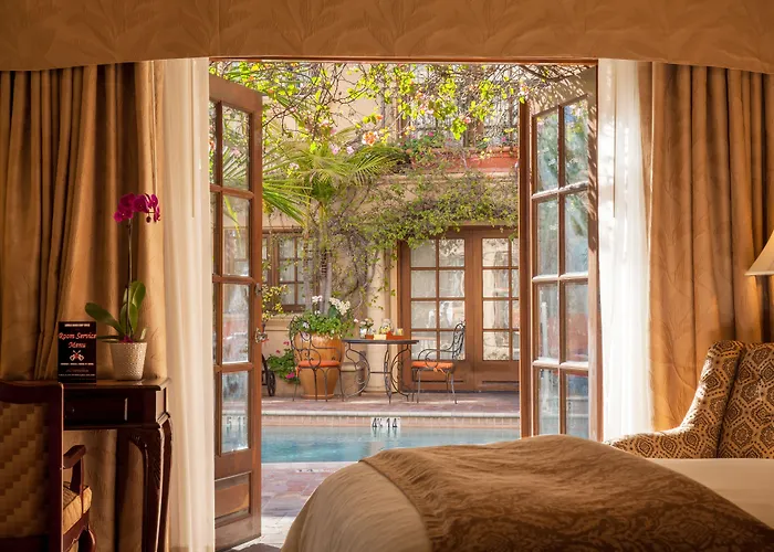 Hotels in Los AngelesBest Western Plus Sunset Plaza