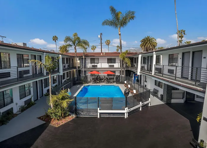 Sunset West Hotel, Surestay Collection By Best Western Los Angeles