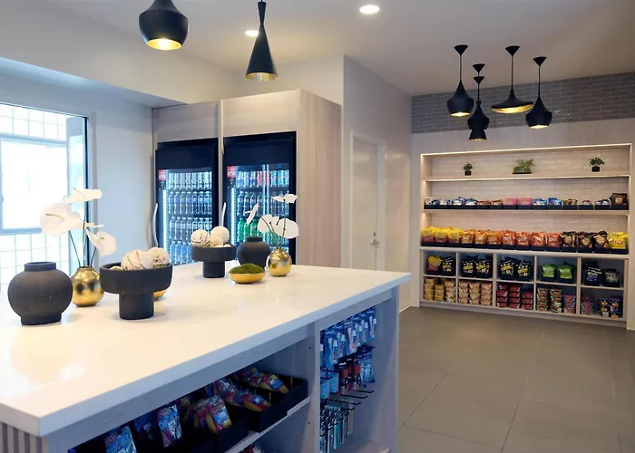 Hyatt Regency Los Angeles International Airport