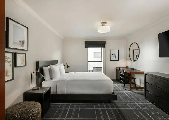 Found Hotels, Santa Monica, Series By Marriott Los Angeles
